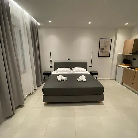 Pnoe Studio, Chania Center