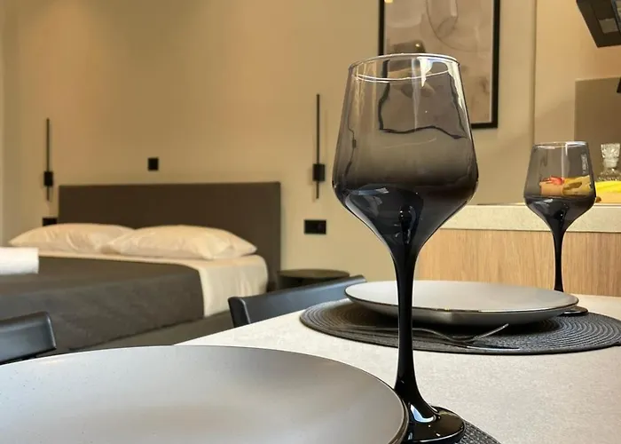 Pnoe Studio, Chania Center * Ханья